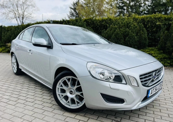 Volvo S60 cena 38900 przebieg: 209000, rok produkcji 2011 z Karlino małe 781